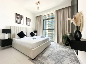 Trophy - Majestic Mingle Marina Suites